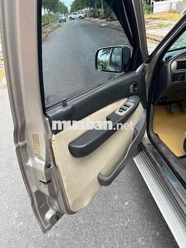 Ford Everest 2006 2.6L 4x2 MT - 234567 km