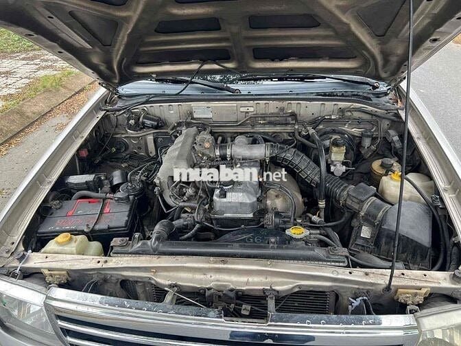 Ford Everest 2006 2.6L 4x2 MT - 234567 km