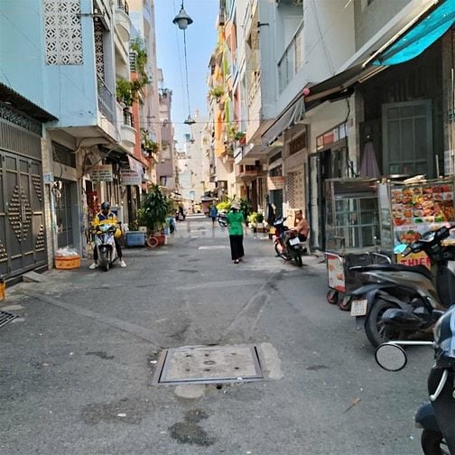 Hẻm 1076 Trường Sa (3 tầng DT: 6mx11m). Giá 12,5 tỷ