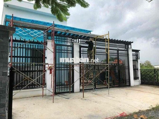 cần người ở troing coi nhà cho thuê nhà ngay cầu vượt củ chi