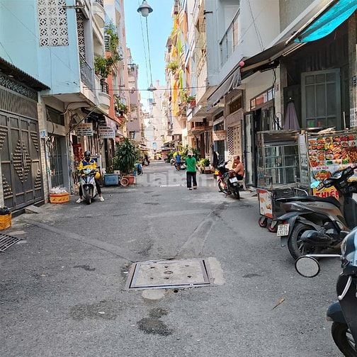 Hẻm 1076 Trường Sa (3 tầng DT: 6mx11m). Giá 12,5 tỷ