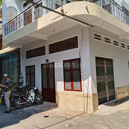 Hẻm 1076 Trường Sa (3 tầng DT: 6mx11m). Giá 12,5 tỷ