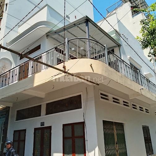 Hẻm 1076 Trường Sa (3 tầng DT: 6mx11m). Giá 12,5 tỷ