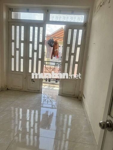 Nhà 1 lầu,2 p ngủ,hẻm xe hơi, Thạnhlộc41