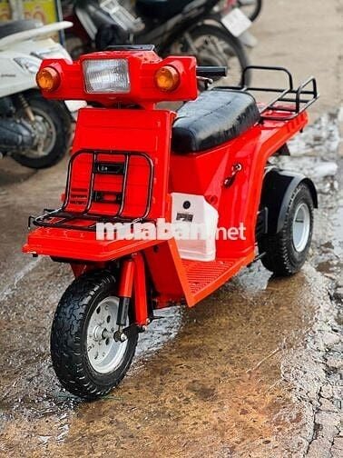 Tay ga ba bánh, xe hai thì nội địa Nhật