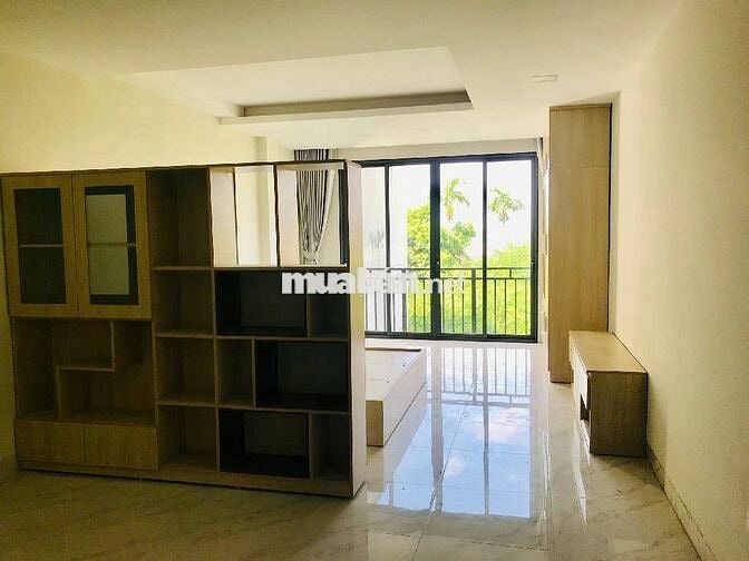 Siêu phẩm dòng tiền, Ngõ thông ô tô tránh Ngọc Thụy, Long Biên, Hà Nội