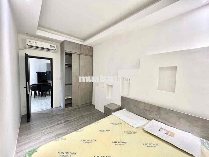 Cho Thuê 2PN Cửa Sổ Trời Thoáng Mát Full Nội Thất Tại Phú Nhuận Gần Q1