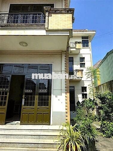 BIỆT THỰ 3 TẦNG BỀ THẾ-MẶT TIỀN GÒ VẤP-280M2-NGANG KHỦNG 14M-VUÔNG VỨC