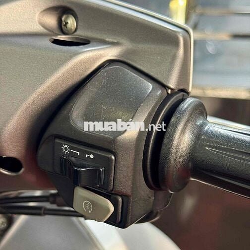 💥Janus đời 2022 khóa chìa BSTP Chính Chủ xe keng💥