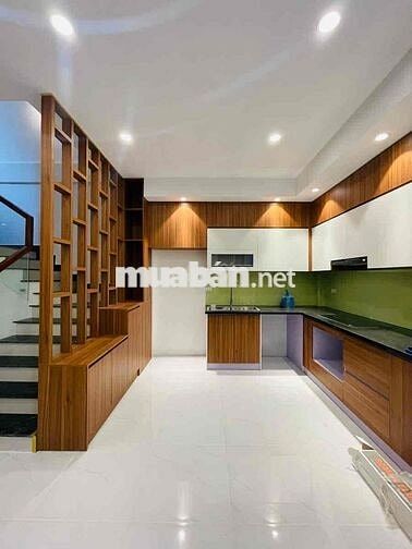 Bán nhà Lạc Long Quân– Gara ô tô, vỉa hè 5m, kinh doanh siêu đỉnh