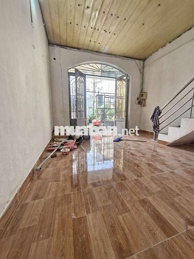 Cho thuê nhà lầu hẻm thông xe hơi