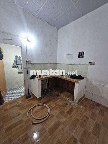 Cho thuê nhà lầu hẻm thông xe hơi