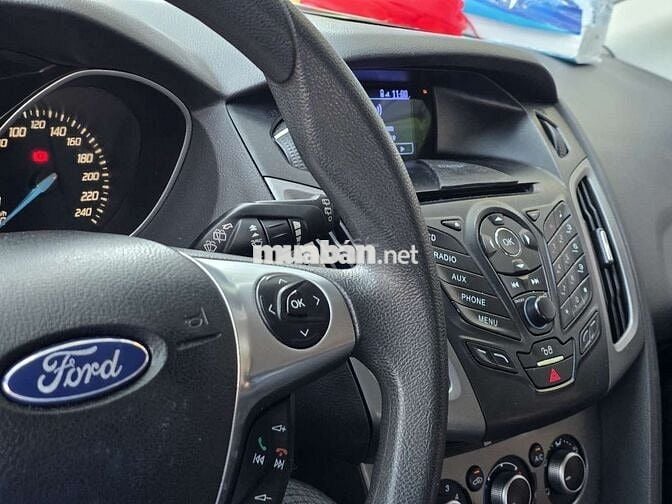 Ford Focus 2013, BKS 30A-08XXX, 1.6 AT, đi 8 vạn