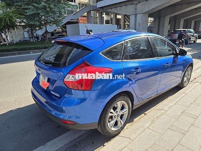 Ford Focus 2013, BKS 30A-08XXX, 1.6 AT, đi 8 vạn