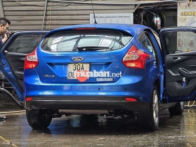 Ford Focus 2013, BKS 30A-08XXX, 1.6 AT, đi 8 vạn