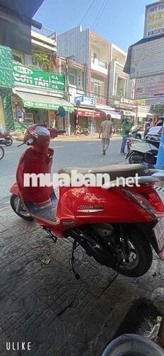 Attila Fi cực đẹp