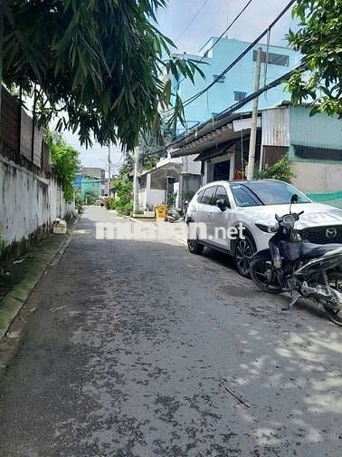 Đất lô góc 2 mặt tiền đường nhựa 6m thông xã Trung Chánh, Hóc Môn