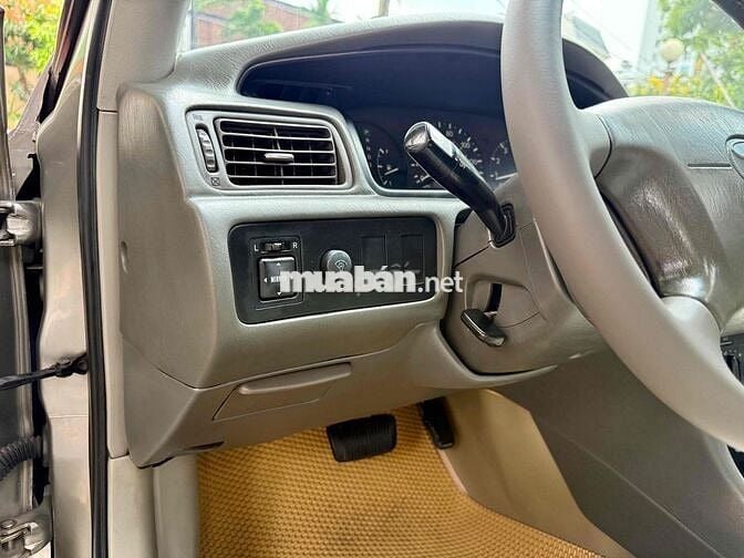 Toyota Camry 2001 AT số tự động, cửa nóc nhập Úc