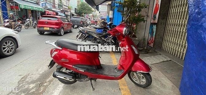 Elizabeth đỏ đô đẹp