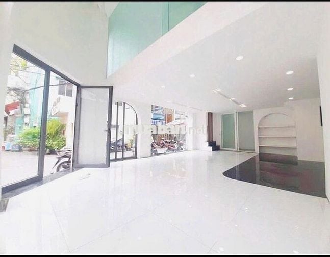 SIÊU PHẨM 3 MẶT TIỀN 182A – LÊ VĂN SỸ, P10, PHÚ NHUẬN – CÓ THANG MÁY