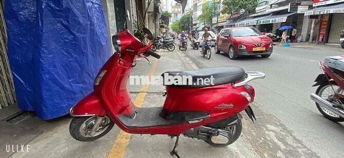 Elizabeth đỏ đô đẹp