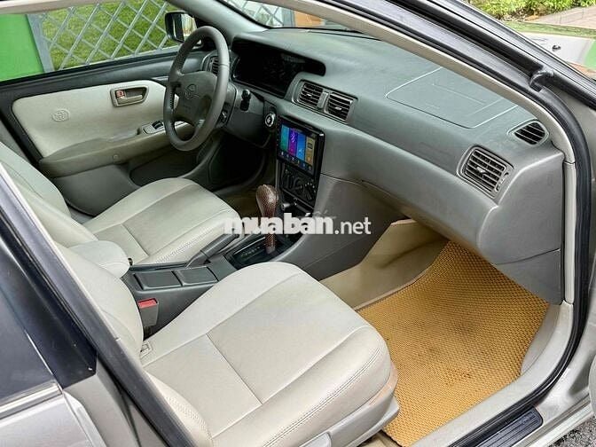 Toyota Camry 2001 AT số tự động, cửa nóc nhập Úc