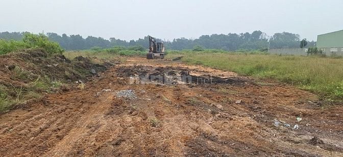 bán lô đất mặt tiền đường 60m cách sân bay long thành 8km