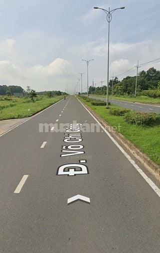 bán lô đất mặt tiền đường 60m cách sân bay long thành 8km