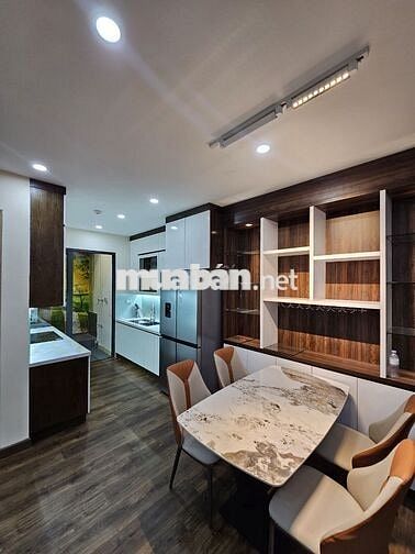 Chính chủ sẵn CH Sun Square, Mỹ Đình 110m2 3N full đồ đẹp giá 18tr/th