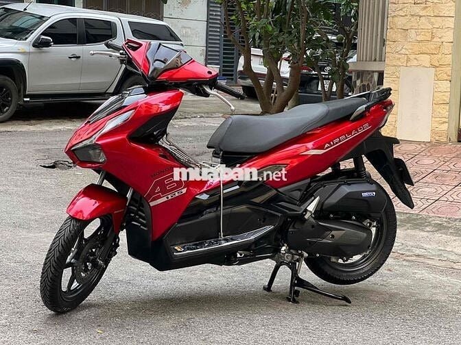 chào bán Airbalde bản 4val Hỗ trợ góp 8 tr nhận xe