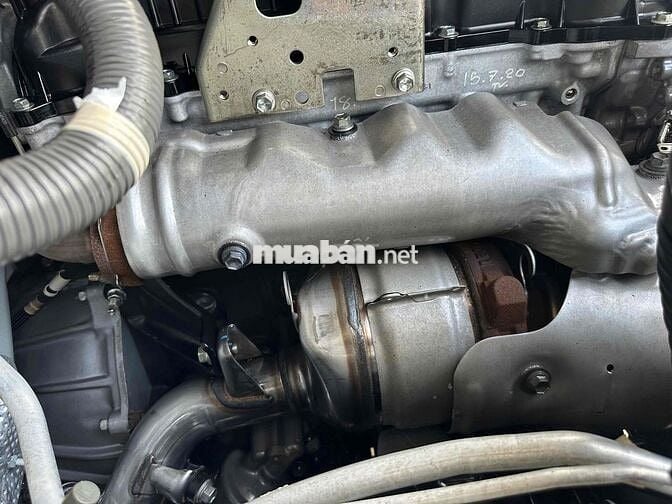 Toyota Hilux 2020 2.4E 4x2 AT - 130000 km