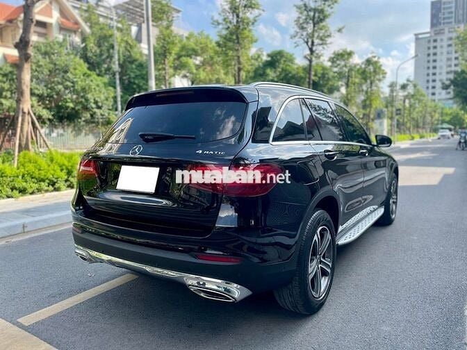 Mercedes Benz GLC 2018 250 4MATIC - 53,000 Miles.