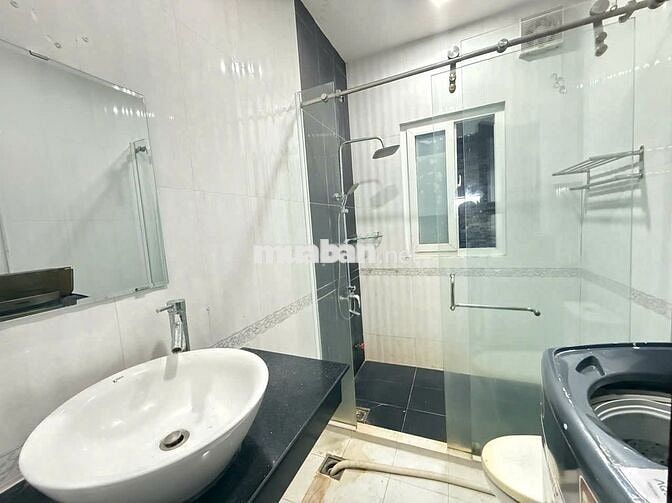 PHÒNG TRỌ ĐẸP THOÁNG, FULL NỘI THẤT, XÁCH VALI Ở NGAY, QUẬN 7, 6TR7