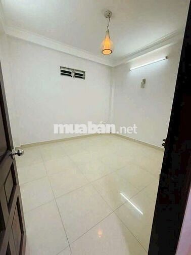 NHÀ ĐƯỜNG THÔNG XE TẢI, DT 4*17, TRỆT, 2 LẦU, 3PN.