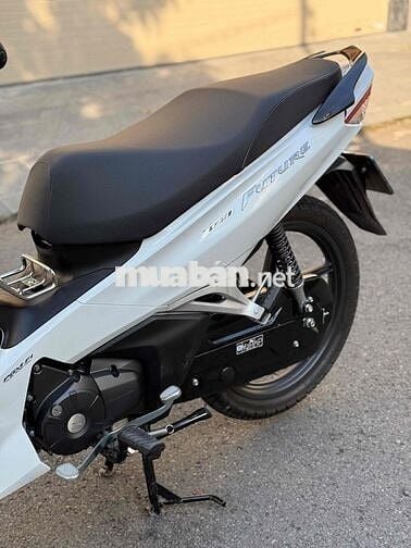 🌈 Future 2025/ Trắng Đen/ Chính Chủ Kí Giấy