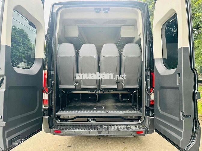 Transit 18c siêu lướt odo 1000 - trả trước 500tr