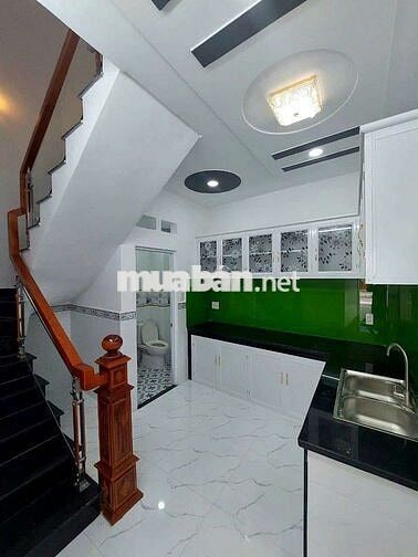 Bán nhà 1Tr 1L 56m² 380tr SHR gần chợ mỹ hạnh nam