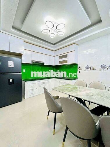 290/2 dương bá trạc hẻm 6m.dt.4x17m 2 lầu 3 phòng