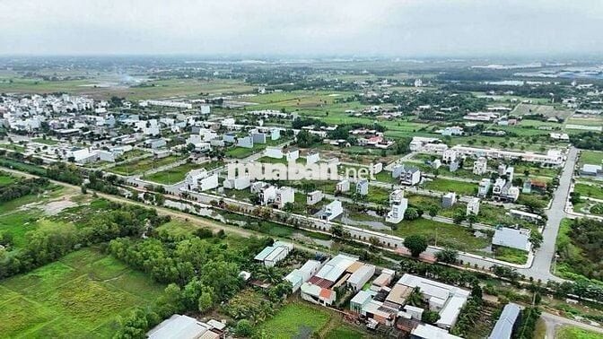 Cần sang nhượng miếng đất mặt tiền tỉnh lộ 9, 90m2, giá chỉ 680 triệu