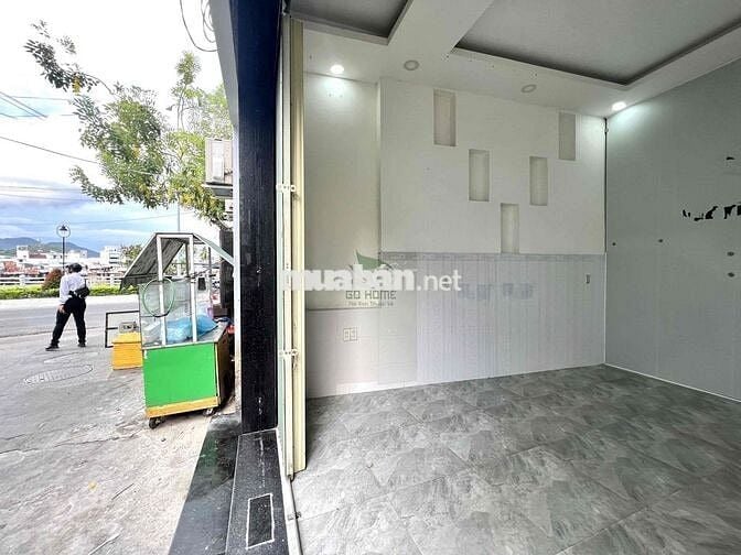CHO THUÊ NHÀ Ở KINH DOANH GẦN BỜ KÈ HÀ RA NHA TRANG GIÁ 8,5 TRIỆU