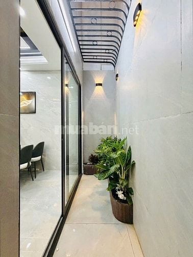 Chính chủ bán gấp nhà Duy Tân, Tân Bình giá 2tỷ850/52m2.Sổ riêng