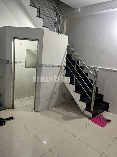 Nhà nguyên căn đường Huỳnh Tấn Phát, gần khu chế xuất Tân Thuận-Quận 7