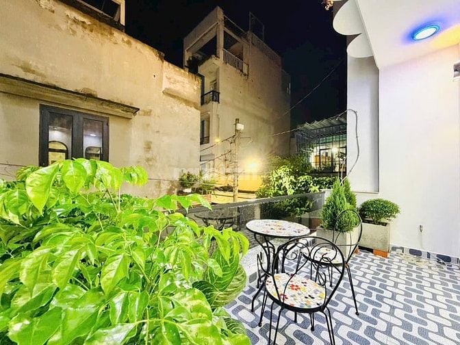 Chính chủ bán gấp nhà Duy Tân, Tân Bình giá 2tỷ850/52m2.Sổ riêng