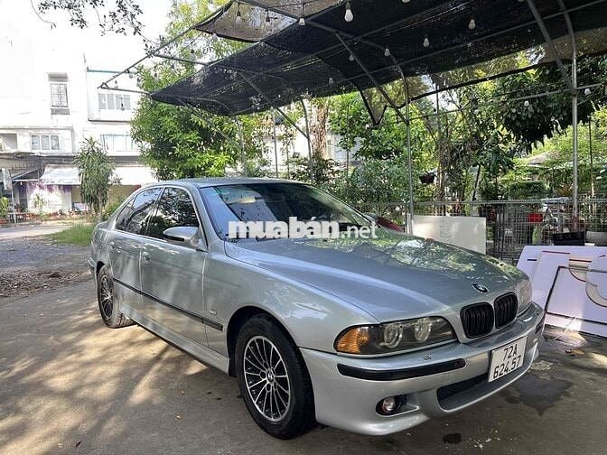 BMW 5 Series 2003 - 136000 km