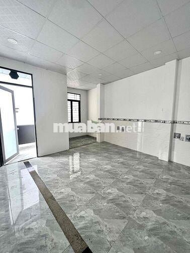 CHO THUÊ NHÀ Ở KINH DOANH GẦN BỜ KÈ HÀ RA NHA TRANG GIÁ 8,5 TRIỆU