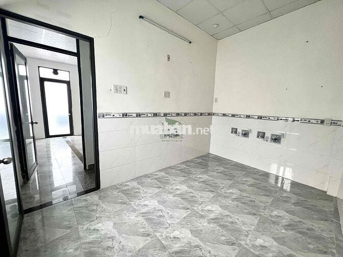 CHO THUÊ NHÀ Ở KINH DOANH GẦN BỜ KÈ HÀ RA NHA TRANG GIÁ 8,5 TRIỆU