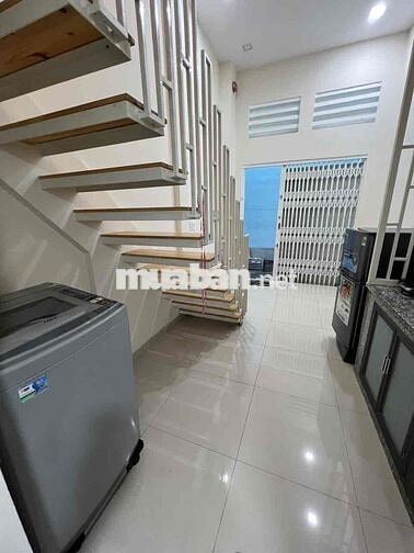 Cho thuê 20m2 ở Lê Quang Định, Bình Thạnh, 6,5 triệu giá siêu hời