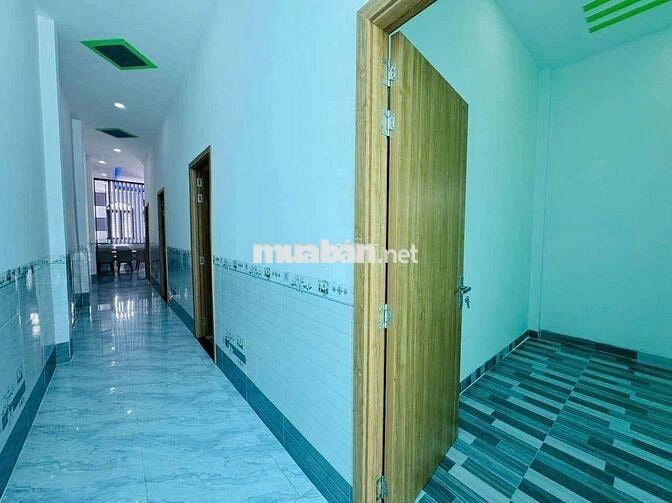 Chính chủ cần tiền bán gấp nhà mới xây