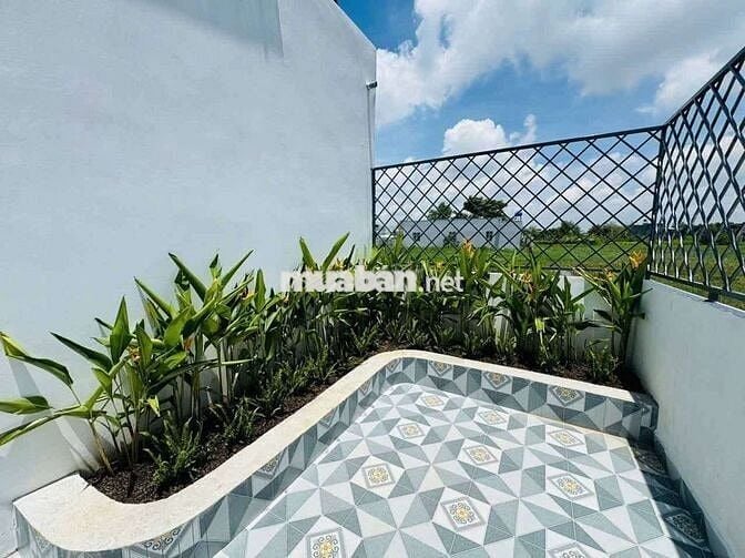 Chính chủ cần tiền bán gấp nhà mới xây