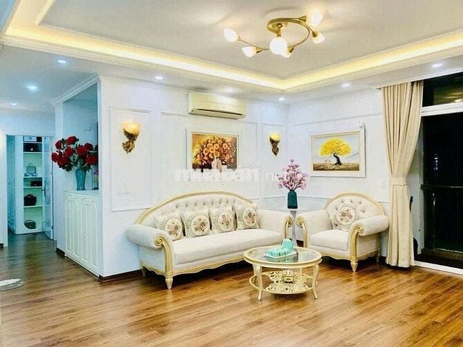 Bán căn hộ tại Thiên Niên Kỷ, 63m2, 2 ngủ, nhà đẹp, giá tốt